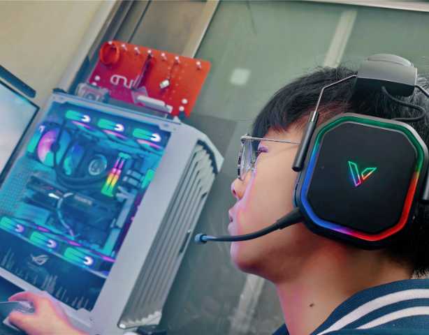 雷柏VH850 RGB游戏耳机评测：高性价比与沉浸体验的完美结合！